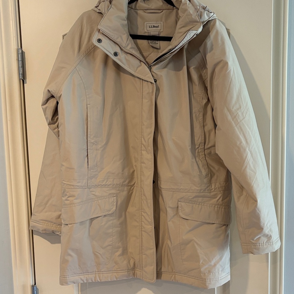 L.L. Bean Women's Beige Utility Jacket Size XL